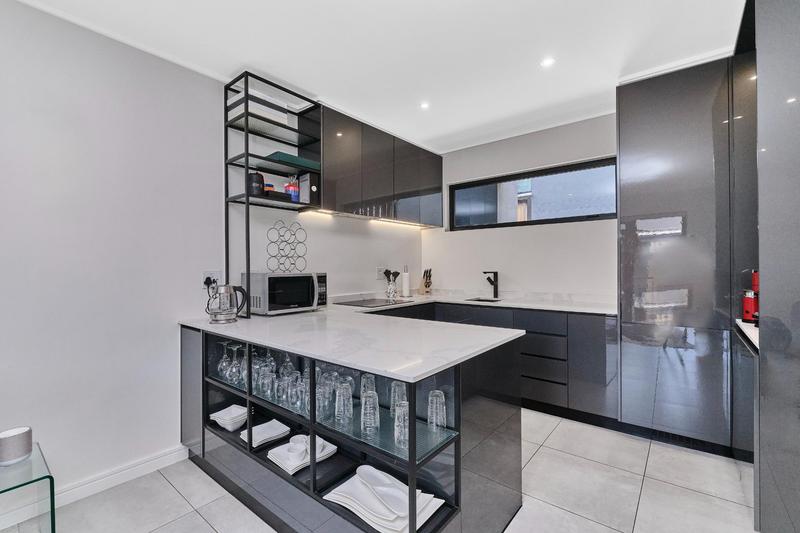 To Let 1 Bedroom Property for Rent in Hyde Park Gauteng