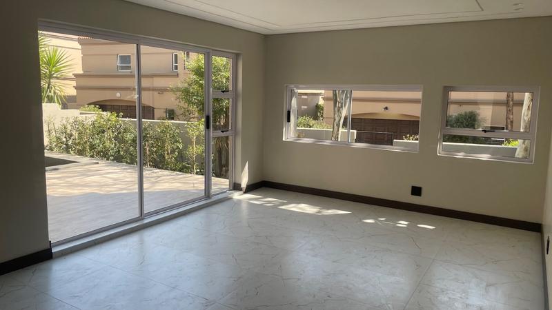 3 Bedroom Property for Sale in Eldoglen Gauteng