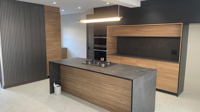 3 Bedroom Property for Sale in Eldoglen Gauteng