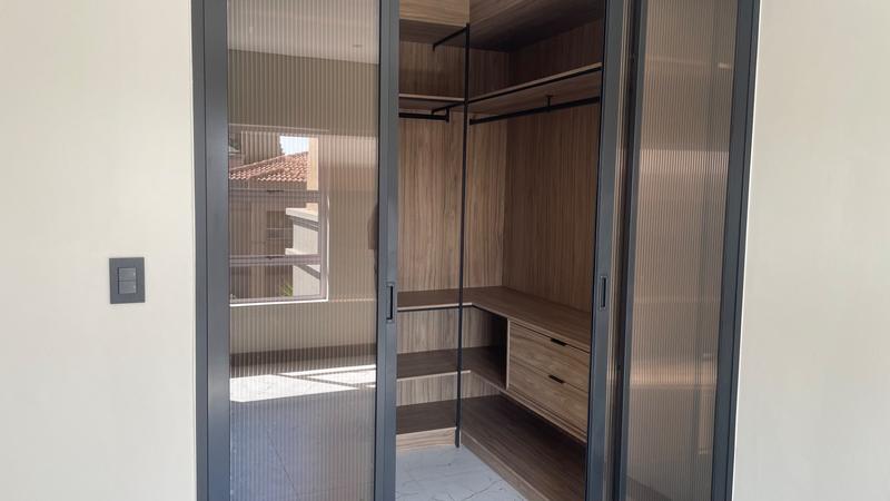 3 Bedroom Property for Sale in Eldoglen Gauteng