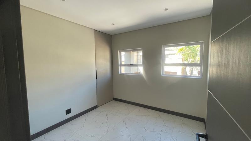 3 Bedroom Property for Sale in Eldoglen Gauteng