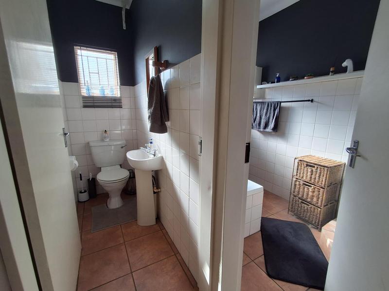 3 Bedroom Property for Sale in Garsfontein Gauteng