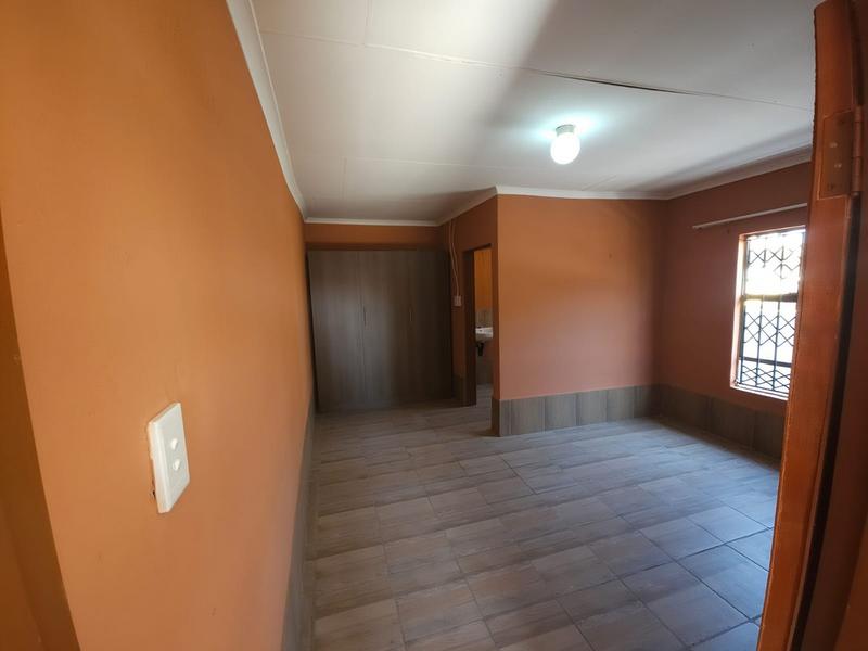 5 Bedroom Property for Sale in Boksburg Gauteng