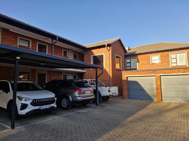2 Bedroom Property for Sale in Beyers Park Gauteng