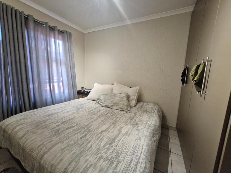 2 Bedroom Property for Sale in Beyers Park Gauteng