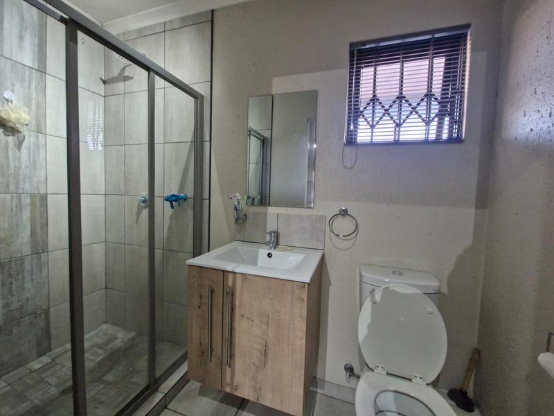 2 Bedroom Property for Sale in Beyers Park Gauteng