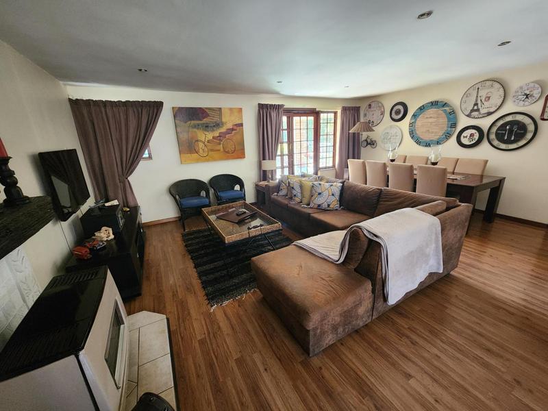To Let 4 Bedroom Property for Rent in Valhalla Gauteng