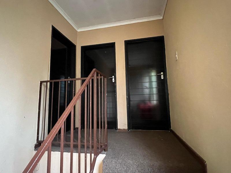 To Let 2 Bedroom Property for Rent in Van Riebeeck Park Gauteng