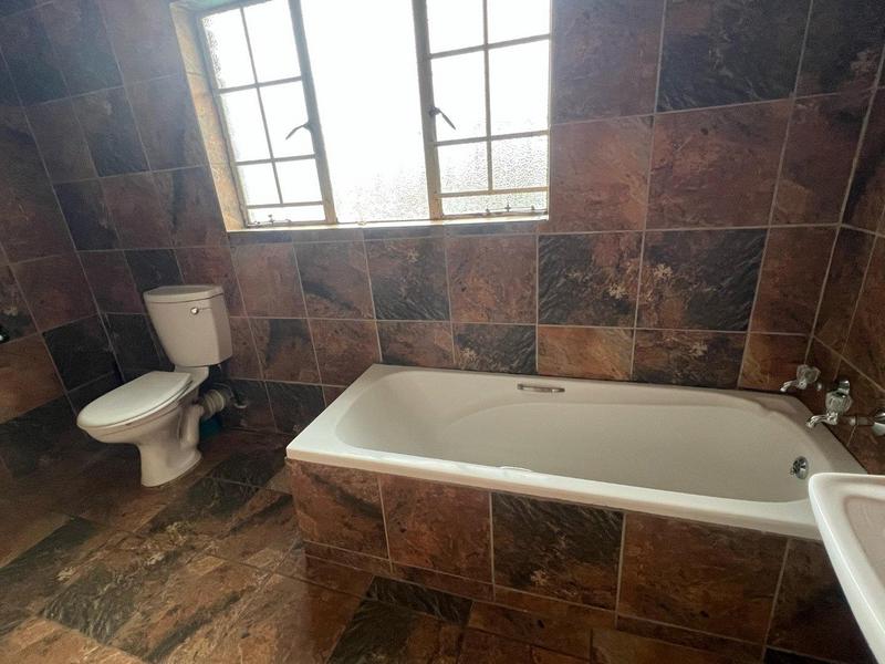 To Let 2 Bedroom Property for Rent in Van Riebeeck Park Gauteng