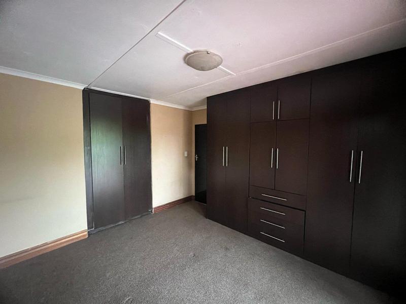 To Let 2 Bedroom Property for Rent in Van Riebeeck Park Gauteng
