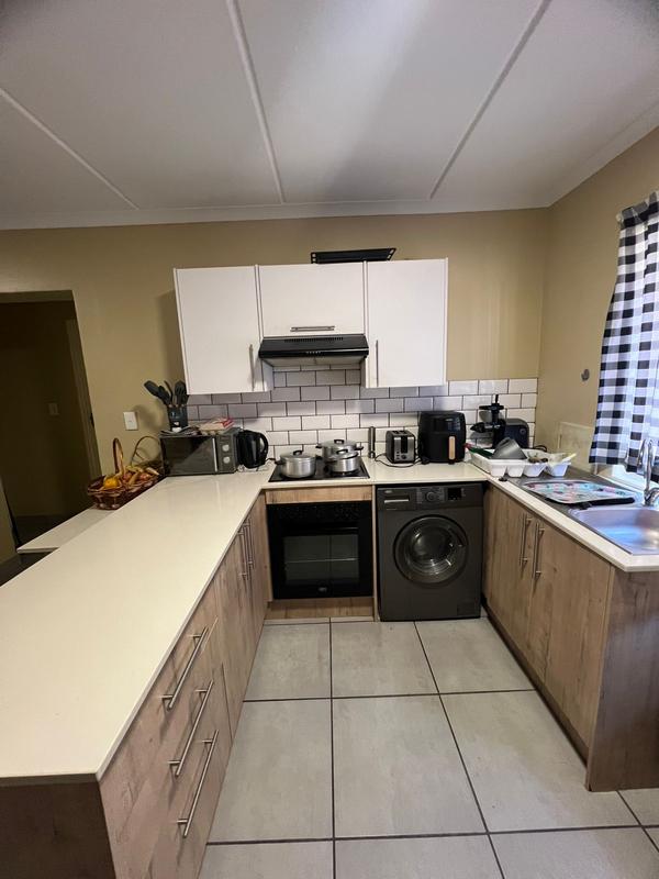 2 Bedroom Property for Sale in Pomona Gauteng