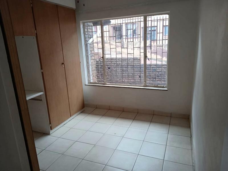 6 Bedroom Property for Sale in Laudium Gauteng