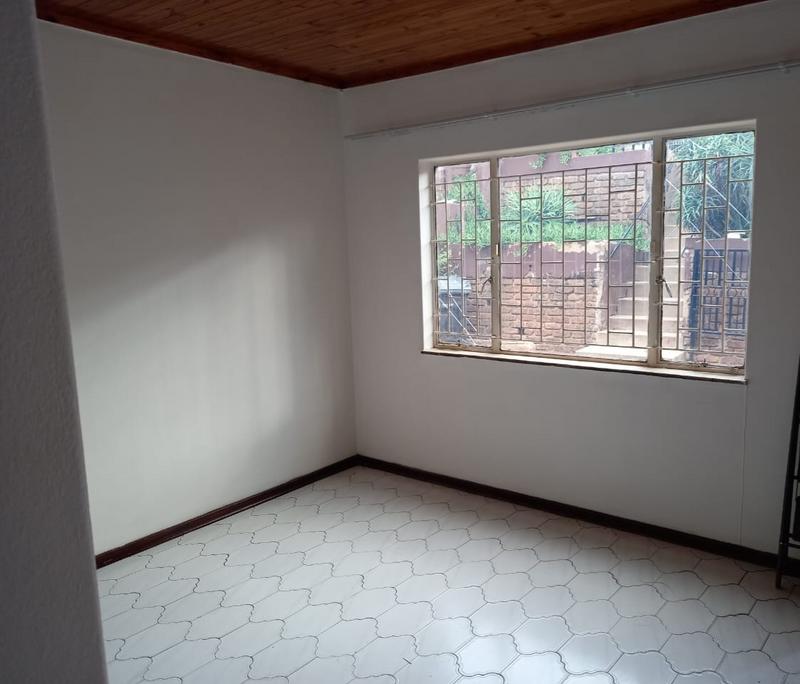 6 Bedroom Property for Sale in Laudium Gauteng
