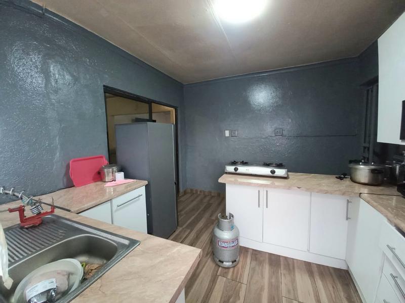 7 Bedroom Property for Sale in Laudium Gauteng
