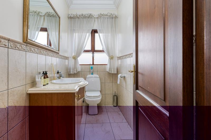 To Let 4 Bedroom Property for Rent in Bryanston Gauteng