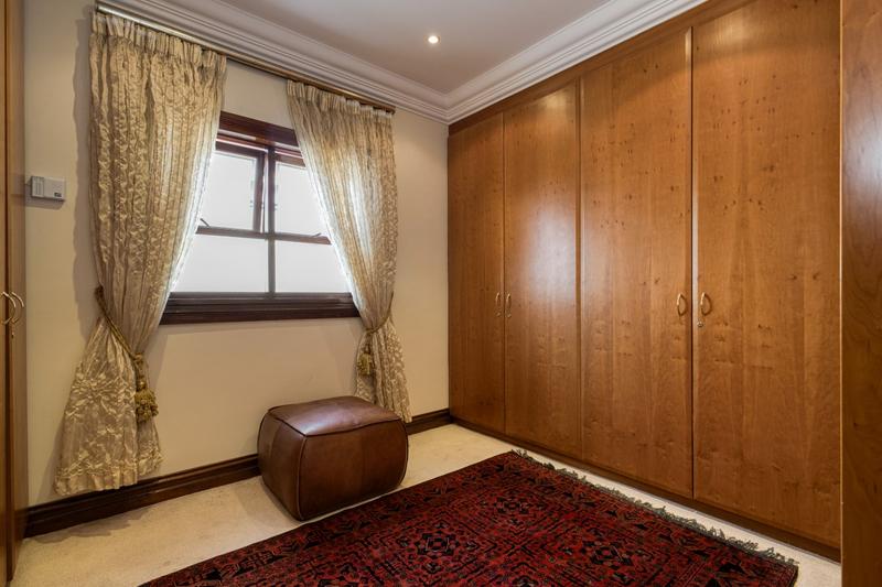 To Let 4 Bedroom Property for Rent in Bryanston Gauteng