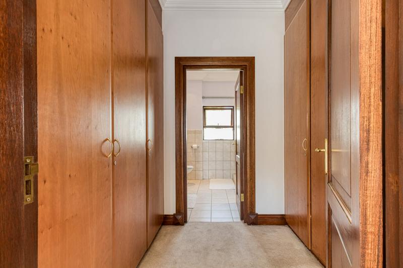 To Let 4 Bedroom Property for Rent in Bryanston Gauteng
