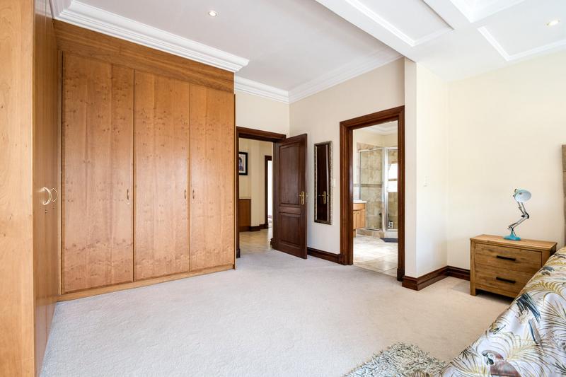 To Let 4 Bedroom Property for Rent in Bryanston Gauteng