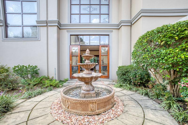 To Let 4 Bedroom Property for Rent in Bryanston Gauteng