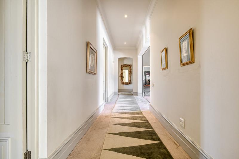 To Let 4 Bedroom Property for Rent in Sandhurst Gauteng