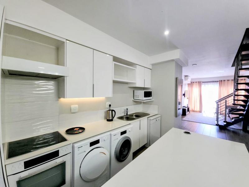 2 Bedroom Property for Sale in Ashlea Gardens Gauteng