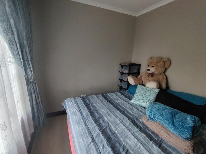To Let 3 Bedroom Property for Rent in Radiokop Gauteng