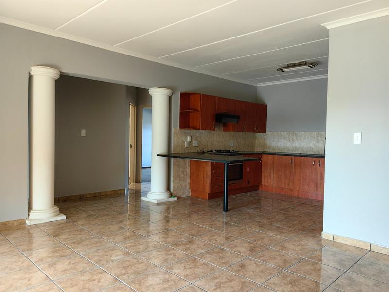 To Let 3 Bedroom Property for Rent in Rangeview Gauteng