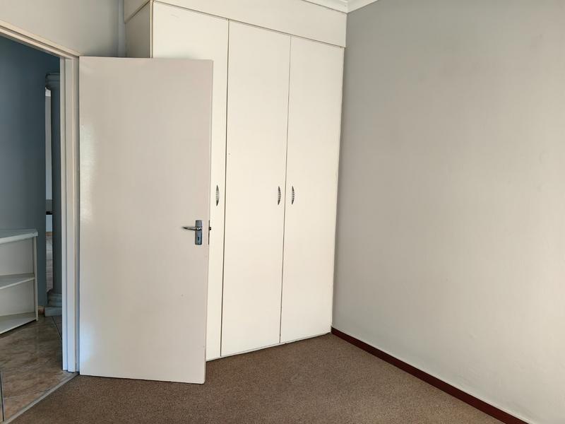 To Let 3 Bedroom Property for Rent in Rangeview Gauteng