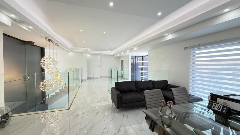 6 Bedroom Property for Sale in Blue Valley Golf Estate Gauteng