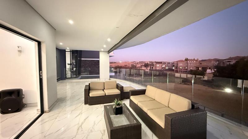 6 Bedroom Property for Sale in Blue Valley Golf Estate Gauteng