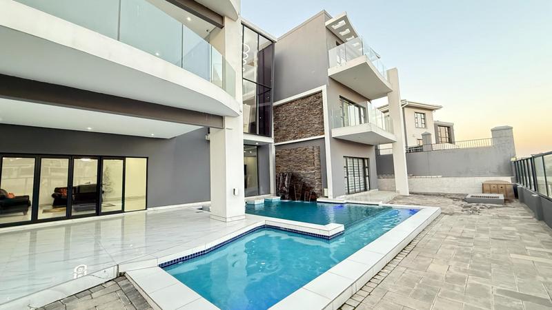 6 Bedroom Property for Sale in Blue Valley Golf Estate Gauteng