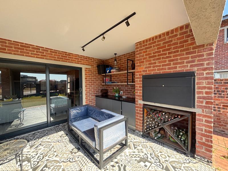 3 Bedroom Property for Sale in Six Fountains Residential Estate Gauteng