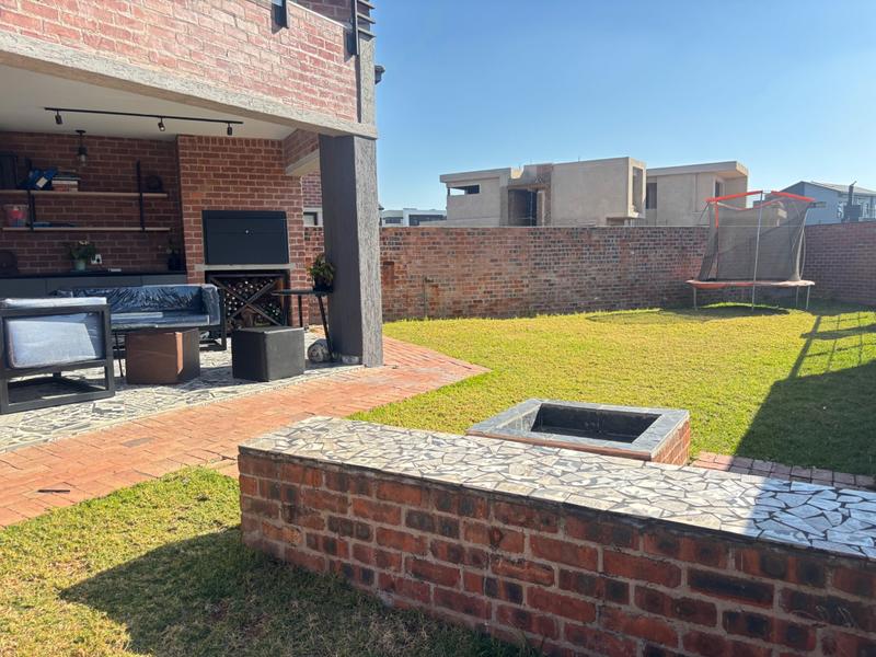 3 Bedroom Property for Sale in Six Fountains Residential Estate Gauteng