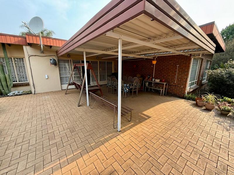 3 Bedroom Property for Sale in Wierda Park Gauteng