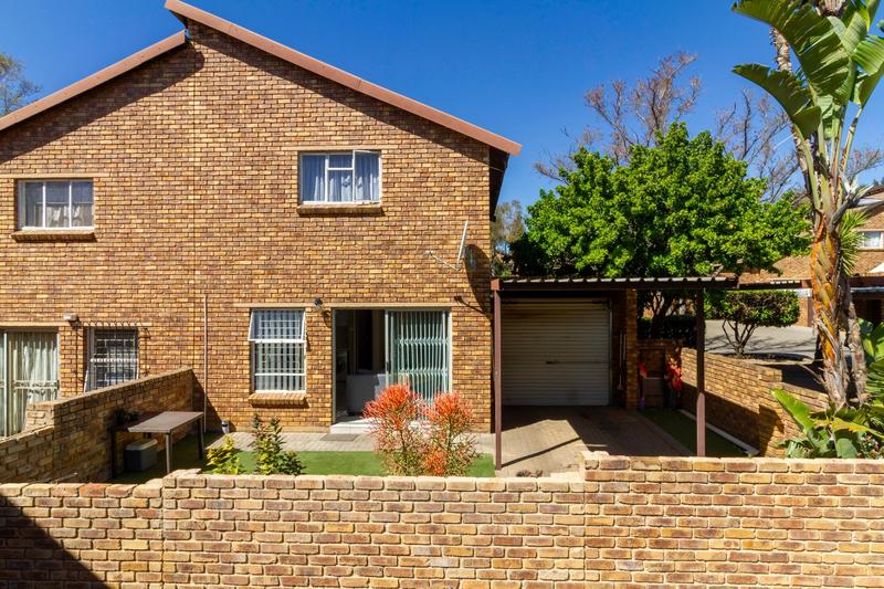 3 Bedroom Property for Sale in Wilgeheuwel Gauteng