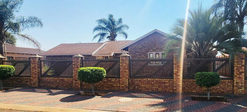 3 Bedroom Property for Sale in Chantelle Gauteng