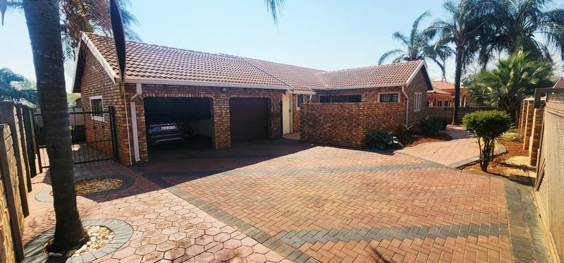 3 Bedroom Property for Sale in Chantelle Gauteng