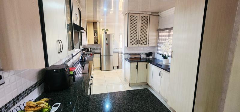3 Bedroom Property for Sale in Chantelle Gauteng