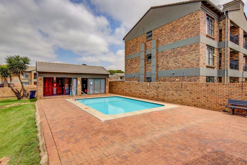 2 Bedroom Property for Sale in Ravenswood Gauteng