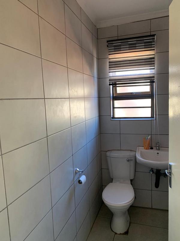 To Let 3 Bedroom Property for Rent in Dawn Park Gauteng