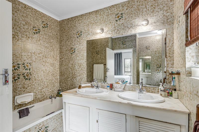4 Bedroom Property for Sale in Sandown Gauteng