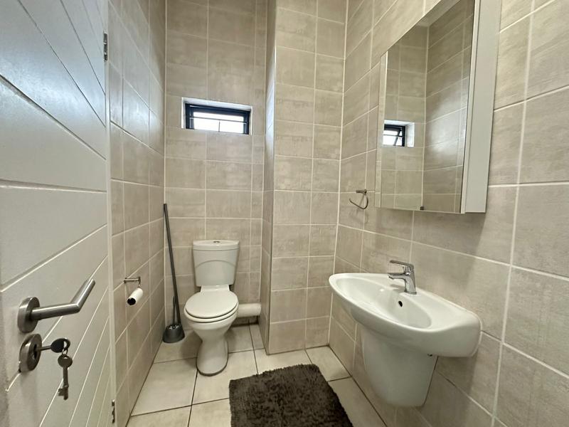 To Let 1 Bedroom Property for Rent in Witfield Gauteng