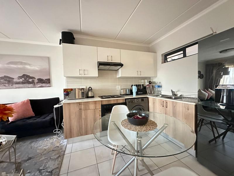 To Let 1 Bedroom Property for Rent in Witfield Gauteng