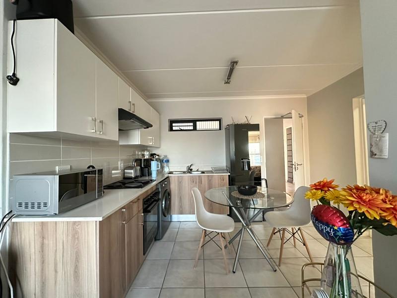 To Let 1 Bedroom Property for Rent in Witfield Gauteng