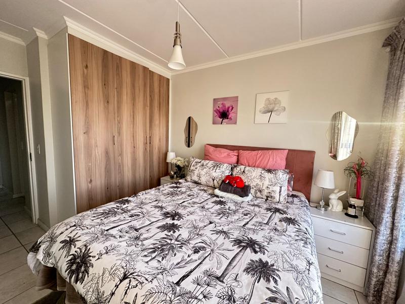 To Let 1 Bedroom Property for Rent in Witfield Gauteng