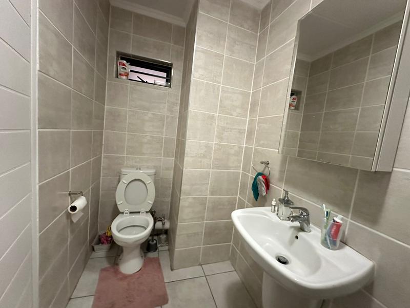 To Let 1 Bedroom Property for Rent in Witfield Gauteng
