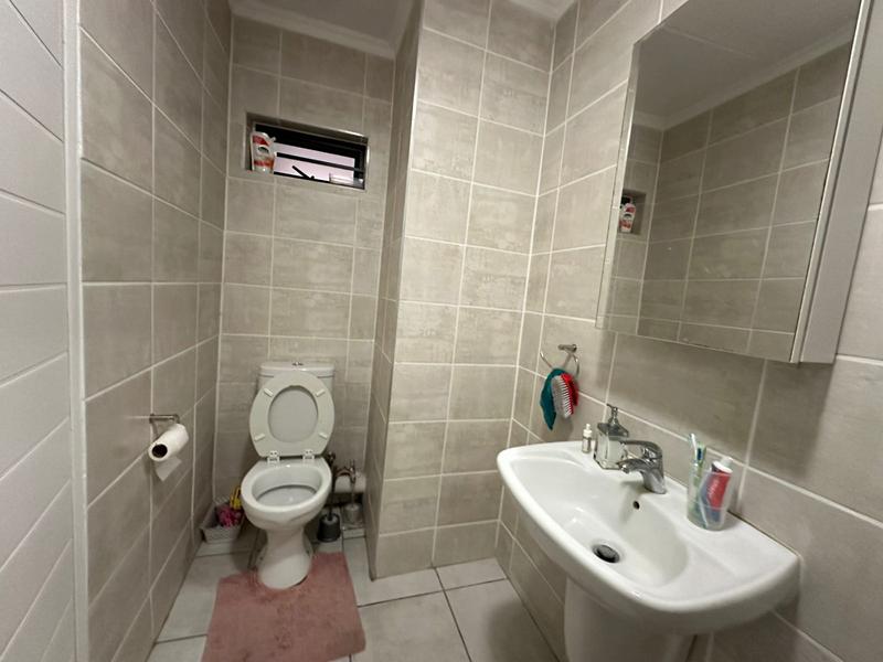 To Let 1 Bedroom Property for Rent in Witfield Gauteng