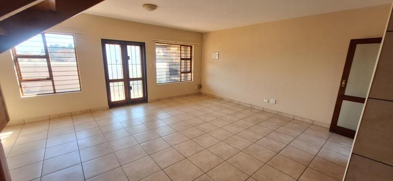 2 Bedroom Property for Sale in Garsfontein Gauteng