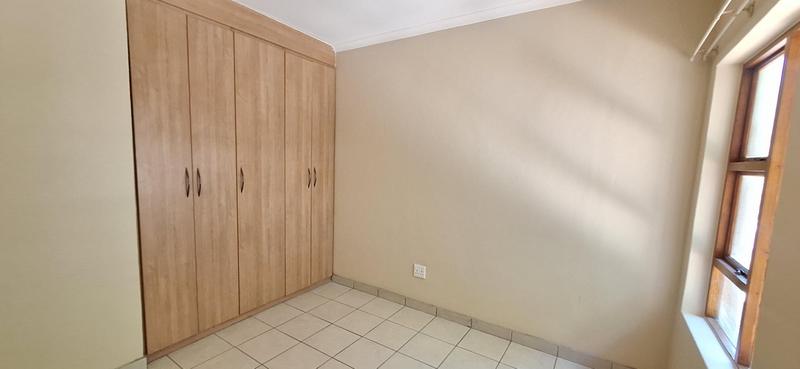 2 Bedroom Property for Sale in Garsfontein Gauteng