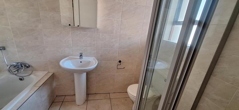 2 Bedroom Property for Sale in Garsfontein Gauteng